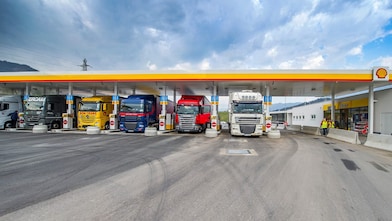 Clienți business, furnizori, parteneri de afaceri