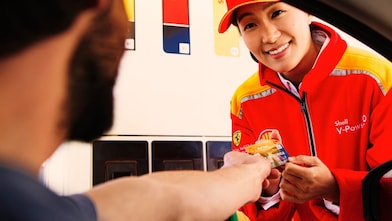 paying at shell station